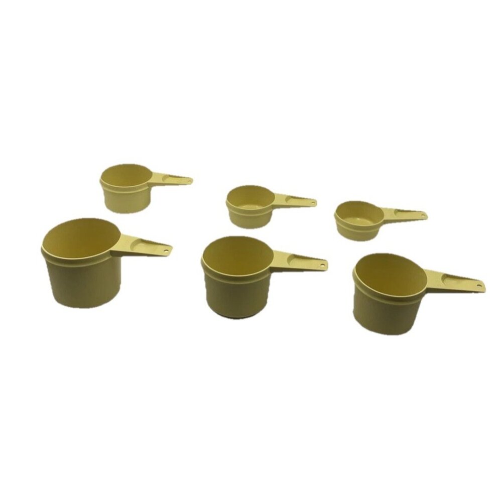 Vintage Tupperware Measuring Cups Set of 6 Harvest Gold Yellow Nesting USA Lot - Picture 7 of 9